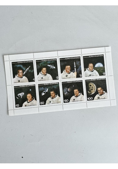 Uzay ve Astronotlar Temalı Ekvator Ginesi Damgasız 8'li Blok Pul