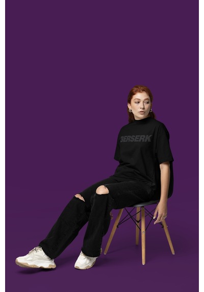Guts Berserk Sırt Baskılı Unisex Oversize Anime Tişört Siyah