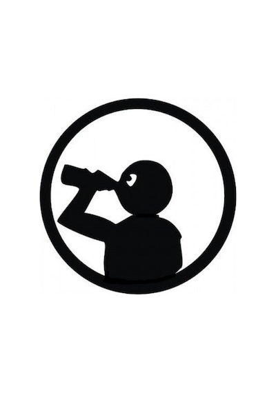 Su İçen Adam Oto-motor-laptop-dekor Sticker 20 X 20 Cm