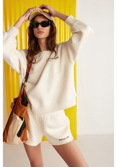 Grımelange Jennıfer Kadın Organik Pamuklu Nakışlı Yuvarlak Yakalı Oversize Vanilya Sweatshirt Vanilya