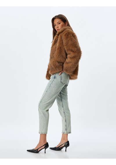 Koton Mom Fit Kot Pantolon Standart Bel Yırtmaç Detaylı Düğmeli Cepli Pamuklu - Mom Fit Jeans Bleach 5wal40060md Açık Mavi
