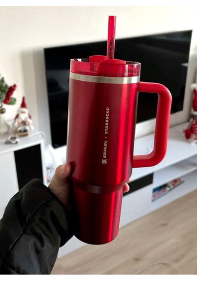 Stanley X Starbucks Holiday Red 40oz