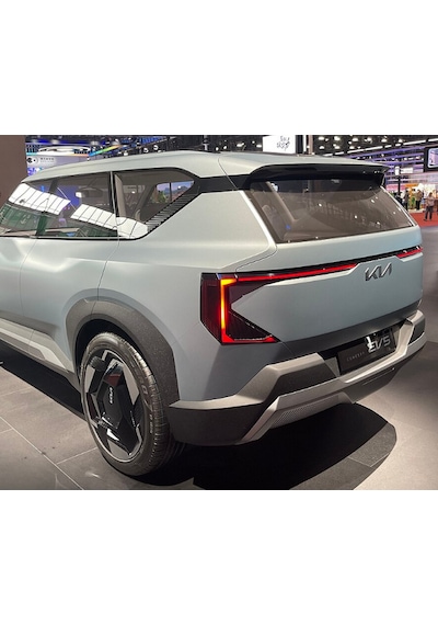 Dk Tuning Ev5 Yeni Nesil Bagaj Siyah Yazı Logo Kia İle Uyumlu Bagaj Arma