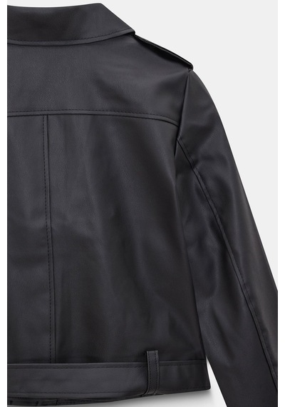 Sââde Kadın Relax Fit Gömlek Yaka Kemerli Cepli Suni Deri Biker Crop Ceket - Fermuar Detaylı Siyah Sââde Kadın Relax Fit Gömlek Yaka Kemerli Cepli Suni Deri Biker Crop Ceket - Fermuar Detaylı Siyah