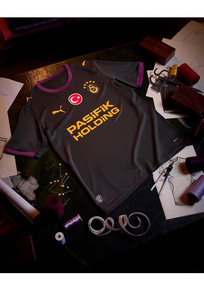 Galatasaray S.k. Siyah Forma 26/27 Deplasman Forması 5 Yıldızlı Erkek Forma