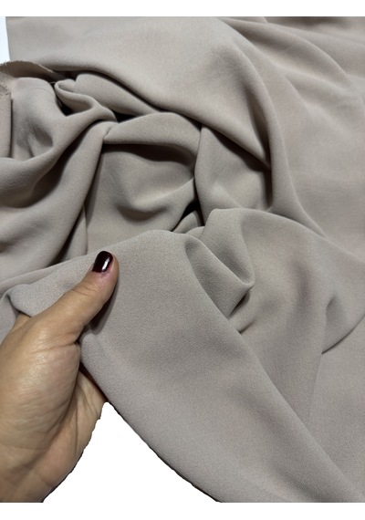Dökümlü Likralı Kumlu Krep Kumaş 150 Cm En Kırışmaya Dayanıklı, Elbise Ve Giyimlik Kumaş Taş Rengi
