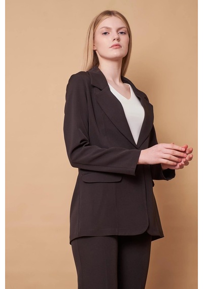Kadın Yakalı Cep Kapaklı Uzun Kol Hafif Likralı Kumaş Oversize Blazer Ceket Pantolonu Jument 40075 -siyah Siyah Kadın Yakalı Cep Kapaklı Uzun Kol Hafif Likralı Kumaş Oversize Blazer Ceket Pantolonu Jument 40075 -siyah Siyah