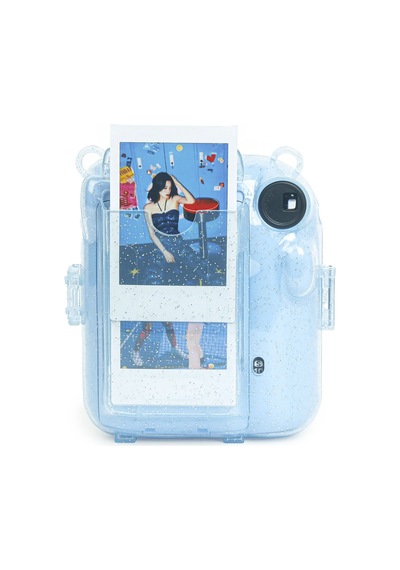 Fujifilm Instax Mini 12 Fotoğraf Makinesi + 20'li Film + Kıskaçlı Resim Standı + Simli Pleksi Kılıf Seti Mavi