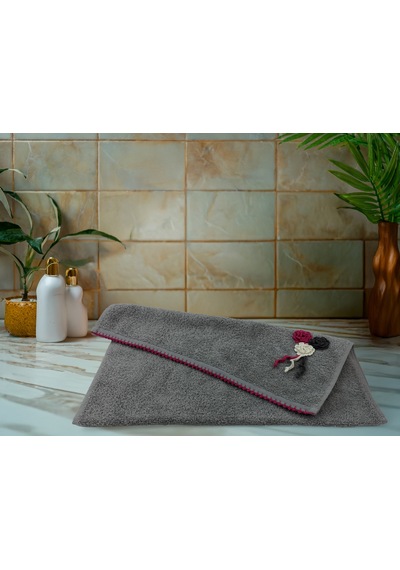 Çiçek Motifli, Kedi Tırnağı Oyalı, Yumuşak Dokulu Pamuk Havlu 50x90 Cm Gri