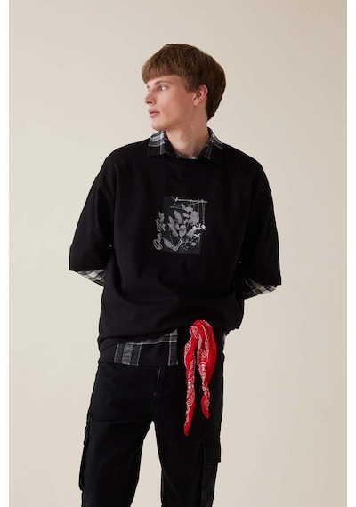 DeFacto Siyah Loose Fit Bisiklet Yaka Çiçek Baskılı Ağır Kumaş Kısa Kollu Tişört C7056AX24AUBK81