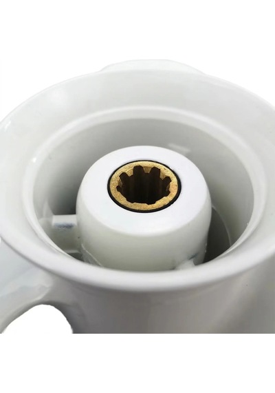 Yamarine Yamaha Dıştan Takma Motor Pervanesi 9.9/20hp Outboard Propeller Diameter: 9-1/4ø X Pitch: 9''-j Spline: 8 Diş 63v-45945-00-el