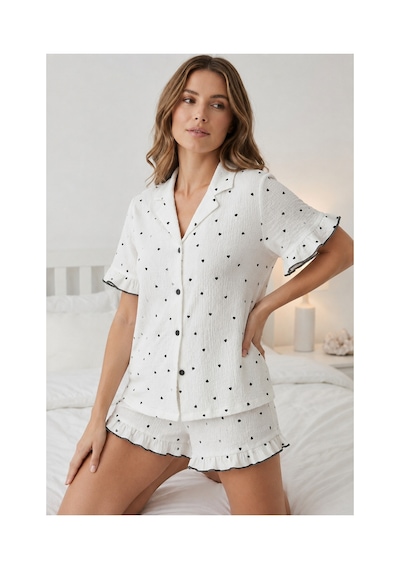 Fit Women Siyah Kalp Desenli Fırfır Detaylı Şortlu Pijama Takımı 8072 Beyaz