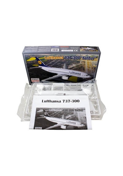 Pm Model Lufhansa B 737-300 Futbol