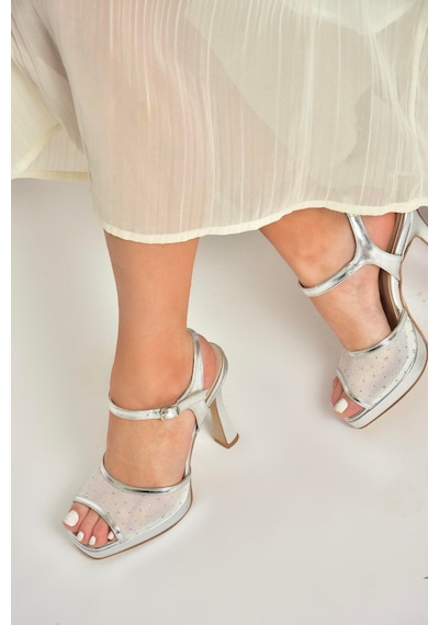 Fox Shoes U569921409 Gümüş File Detaylı Kalın Topuklu Abiye Ayakkabı Gümüş