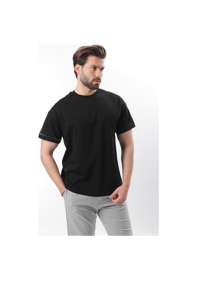 Madmext Siyah Bisiklet Yaka Çoban Dikişli Overfit Erkek T-shirt E7103 Siyah
