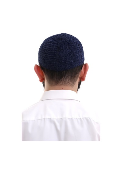 Lacivert Kışlık Sade Desenli Kadife Namaz Takkesi Lacivert