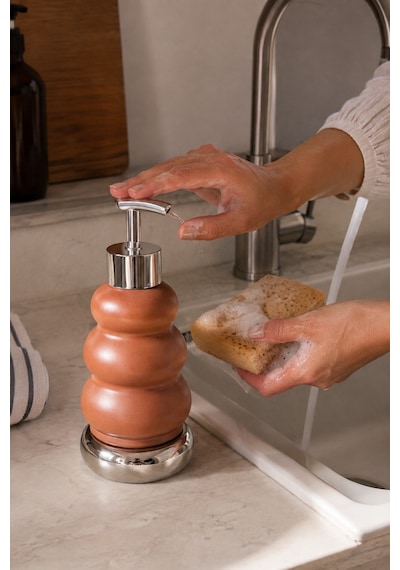 Trıo Dekoratif Premium 3 Boğumlu Sıvı Sabunluk 300 Ml Krom Görünümlü Pompalı Pastel Yeşil Banyo Ve Mutfak Sabun Dispenseri - 18,5 Cm X 7 Cm Turuncu