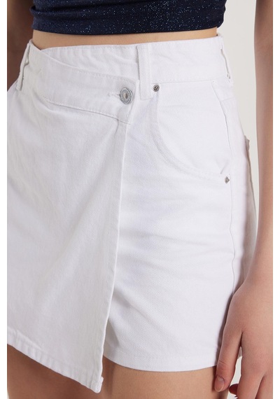 Tudors Kadın Slim Fit Dar Kesim Çift Cepli Beyaz Şort Etek-33871 Beyaz