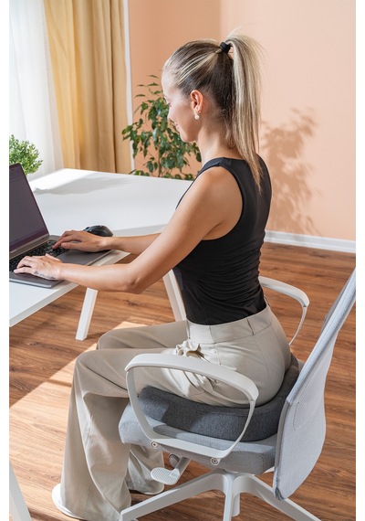 Havalandırmalı Oturma Minderi Ofis Araba Koltuk Oturma Minderi 44x38x13x7 Cm