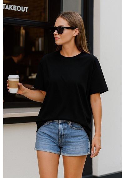 Kadın Siyah %100 Pamuk Oversize Basic Tişört Rahat Kalıp Relaxed Bisiklet Yaka T-shirt Çok Renkli Kadın Siyah %100 Pamuk Oversize Basic Tişört Rahat Kalıp Relaxed Bisiklet Yaka T-shirt Çok Renkli