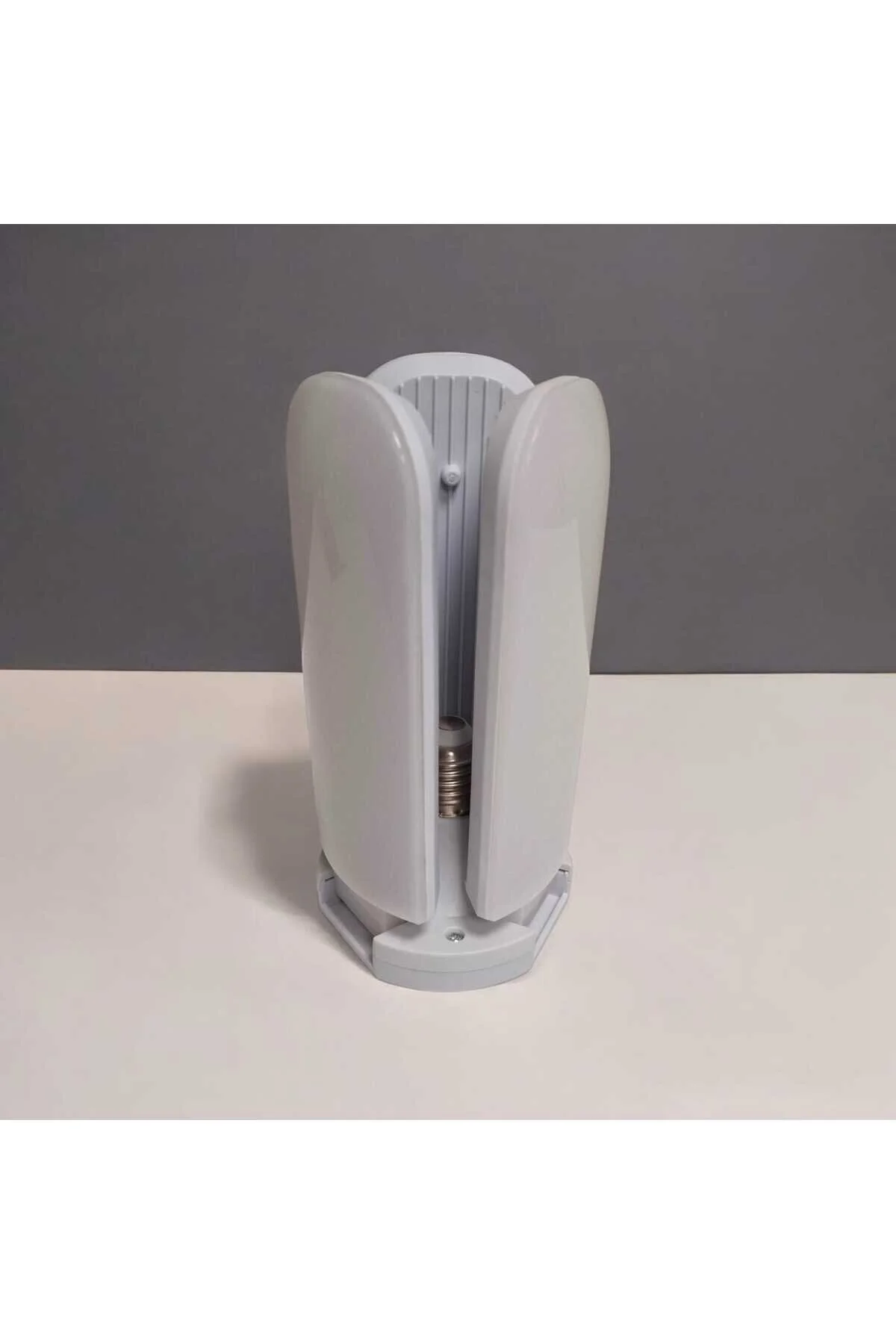 Asami Duylu 3+1 Pervane Led Ampul 6500 K Led Beyaz Işık 50 Watt A+ 5000 Lümen 220-240 V Ac 1