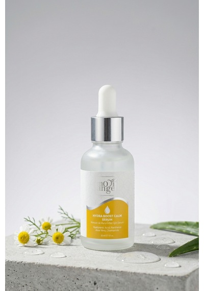 Hydra Boost Calm Serum 30 Ml Hassas Ve Kuru Ciltler İçin Yoğun Nemlendirici & Yatıştırıcı Yüz Serumu Hyaluronik Asit + Panthenol