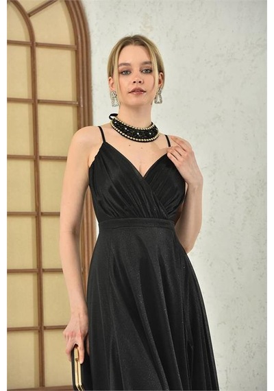 Neşeli Butik Kadın Siyah Simli Yırtmaç Detaylı Askılı Uzun Abiye Nbs9276 Siyah