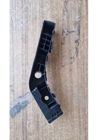 İ30 Sol Camurluk Braketi 865142r000