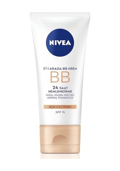 Nıvea Essentials 5'i 1 Arada Bb Krem, 24 Saat Nemlendirme+doğal Jojoba Yağı Özü +açık Cilt Tonu 50 Ml, Spf 15 Güneş Koruması