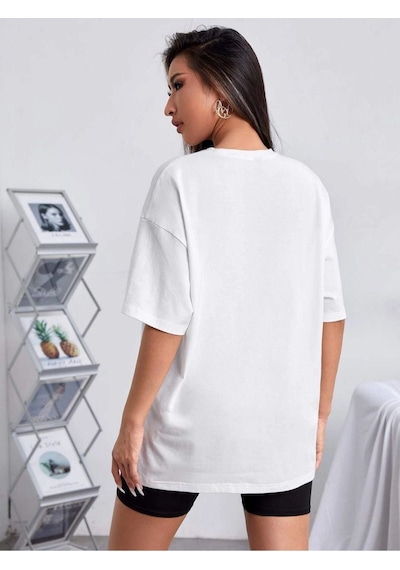 Unisex Beyaz Preetty Girtl Baskılı Oversize T-shirt 001