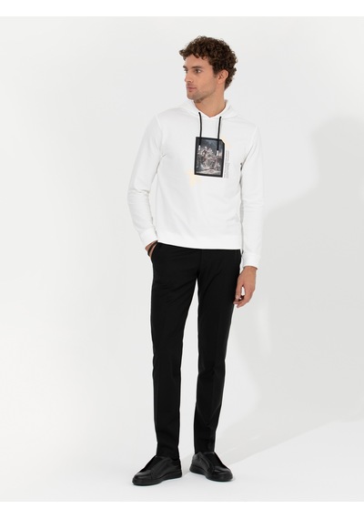 Beyaz Pamuk Karışımlı Kapüşonlu Baskılı Sweatshirt