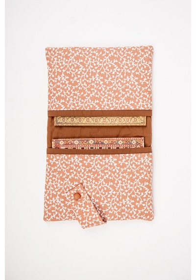 Kitap Ve Defter Kılıfı Çiçek Desenli Kumaş Organizer 19x26 Cm
