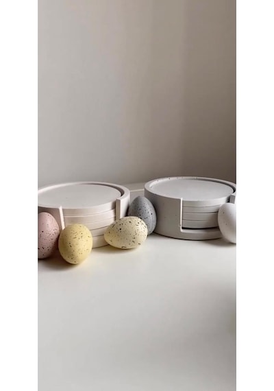 Minimalist Beton Bardak Altlığı Seti - 4 Lü Mat Beyaz Yuvarlak Tasarım & Stand Dahil Krem