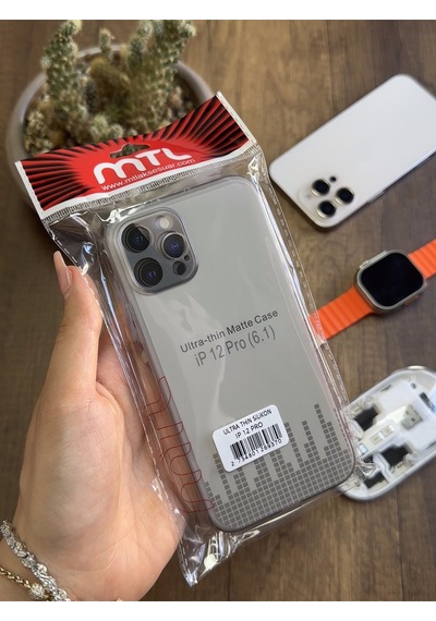 Apple iPhone 12 Pro Uyumlu Süper İnce Mat Ultra Thin Silikon Kılıf Buzlu Siyah