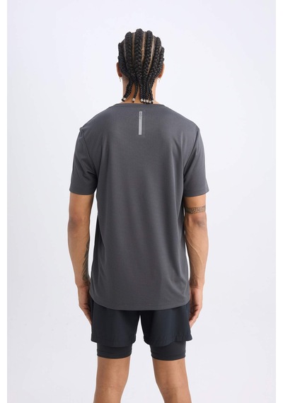 DeFactoFit Hızlı Kuruyan Slim Fit Dar Kesim Bisiklet Yaka Baskılı Sporcu Kısa Kollu Tişört X6142AZ25SPAR231