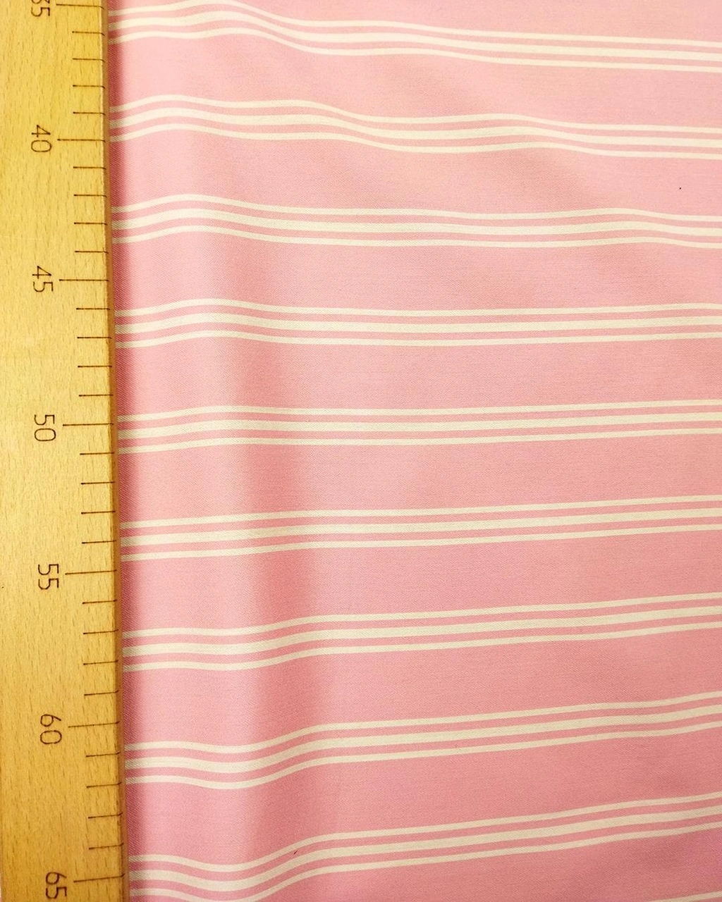 Poplin Benzeri Dokuma Pembe Üzeri Beyaz Çizgili En: 150 Cm-1354 Renkli