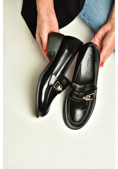 Fox Shoes Z820106460 Siyah Rustik Kalın Topuklu Loafer Ayakkabı