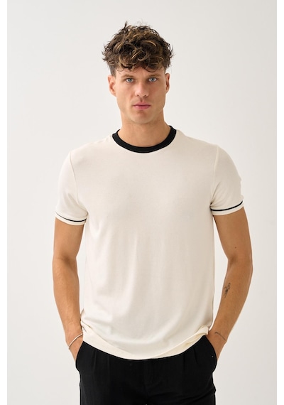 Regular Fit Yaka Detaylı T-shirt Ekru