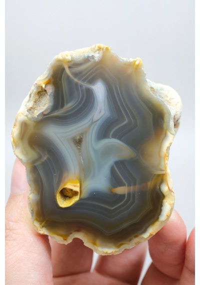 Smoky Gri, Bal Amber Ve Krem Beyaz Bantlı Akik