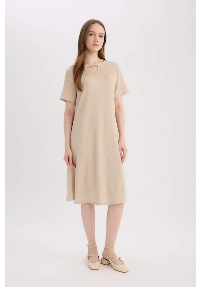 DeFacto Regular Fit Apaş Yaka Basic Düz Bürümcük Kısa Kollu Midi Yazlık Elbise D3834AX25SMBG115