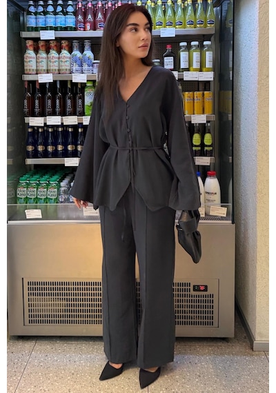 Madmext Füme V Yaka Düğmeli Kuşaklı İkili Modal Kadın Takım Mg2619