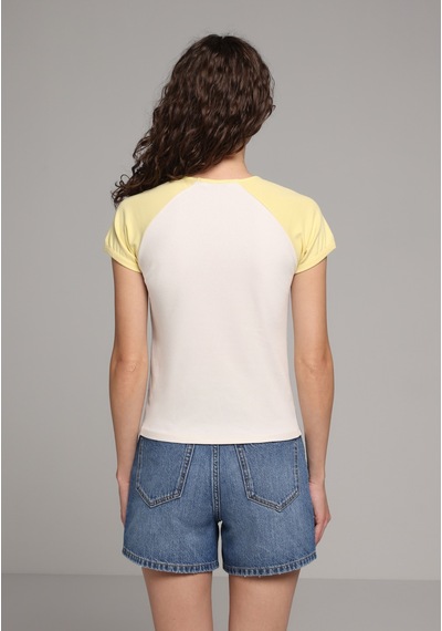Colin's Colins Slim Fit Yuvarlak Yaka Baskılı Kadın Ekru Kısa Kol Tişört Cl1077787 Q1.v2 Ecr
