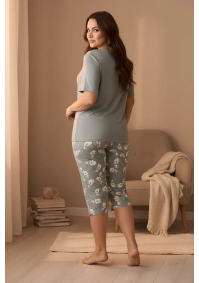 Gd Goldoremi Premium Kadın Büyük Beden Kısa Kollu Likralı Açık Yeşil Rahat Kapri Pijama Takım Gd Goldoremi Premium Kadın Büyük Beden Kısa Kollu Likralı Açık Yeşil Rahat Kapri Pijama Takım