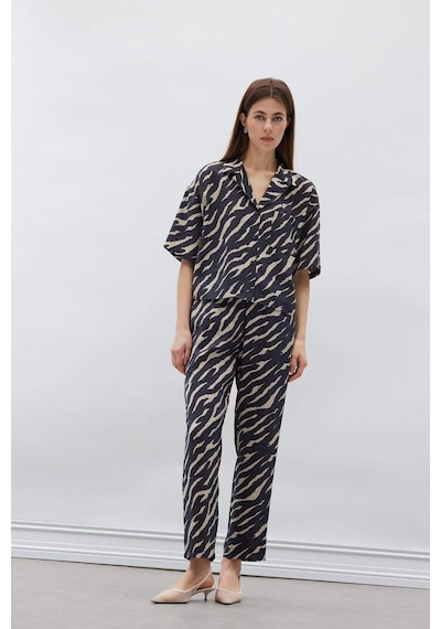 DeFacto Carrot Fit Zebra Desenli Modal Kumaş Pantolon Çift Cepli Yüksek Bel Düz Paça E6360AX25SPBK81