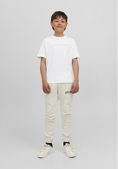 Jack & Jones Kisa Kollu Logo Baskili Tisört - Çocuk 12237435 White Siyah Jack & Jones Kisa Kollu Logo Baskili Tisört - Çocuk 12237435 White Siyah