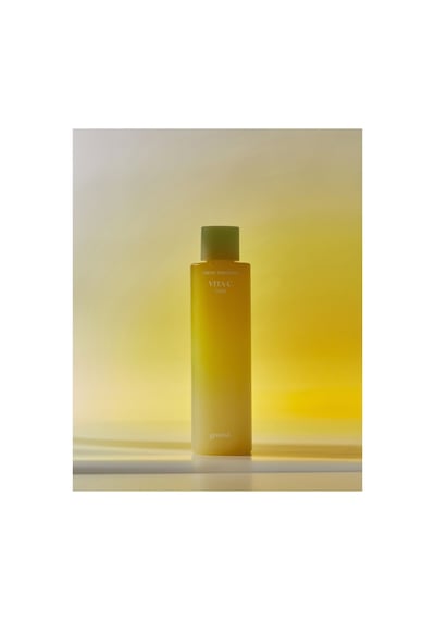 Cilde Aydınlık Ve Pürüzsüz Bir Görünüm Sunan Leke Karşıtı Tonik Goodal Green Tangerine Vita C Toner