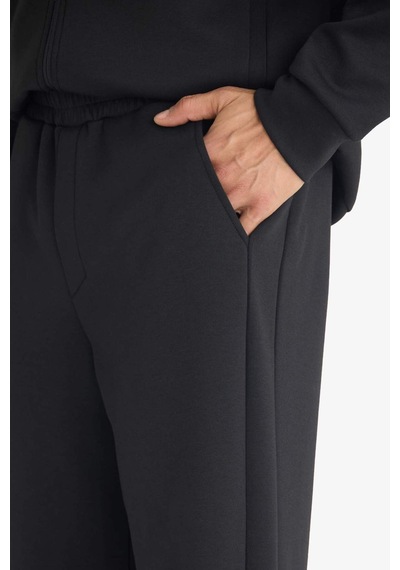 Defacto Relax Fıt Skuba Dalgıç Kumaş Jogger F9382ax26spbk81 Siyah-bk81 Defacto Relax Fıt Skuba Dalgıç Kumaş Jogger F9382ax26spbk81 Siyah-bk81
