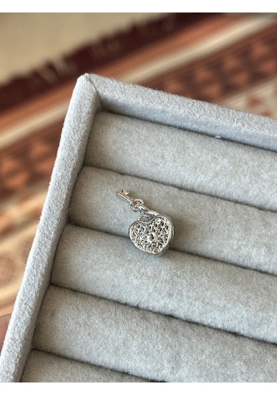Kalp Kilit Charm Gümüş