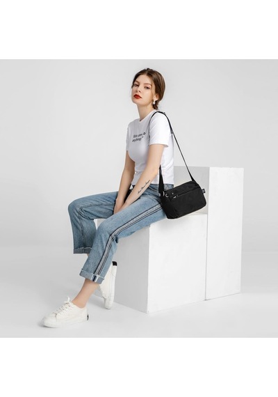 Küçük Boy Postacı Kadın Çantası Smart Bags 1006-127 Desenli Çok Renkli