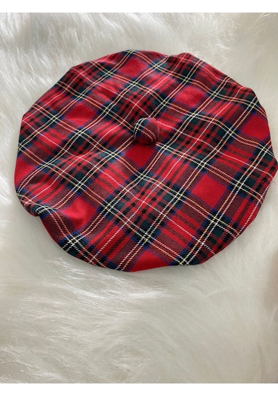 Eylülce Butik Kırmızı Ekoseli Çocuk Askılı Şort Salopet & Ressam Şapkası & Papyon Takım-